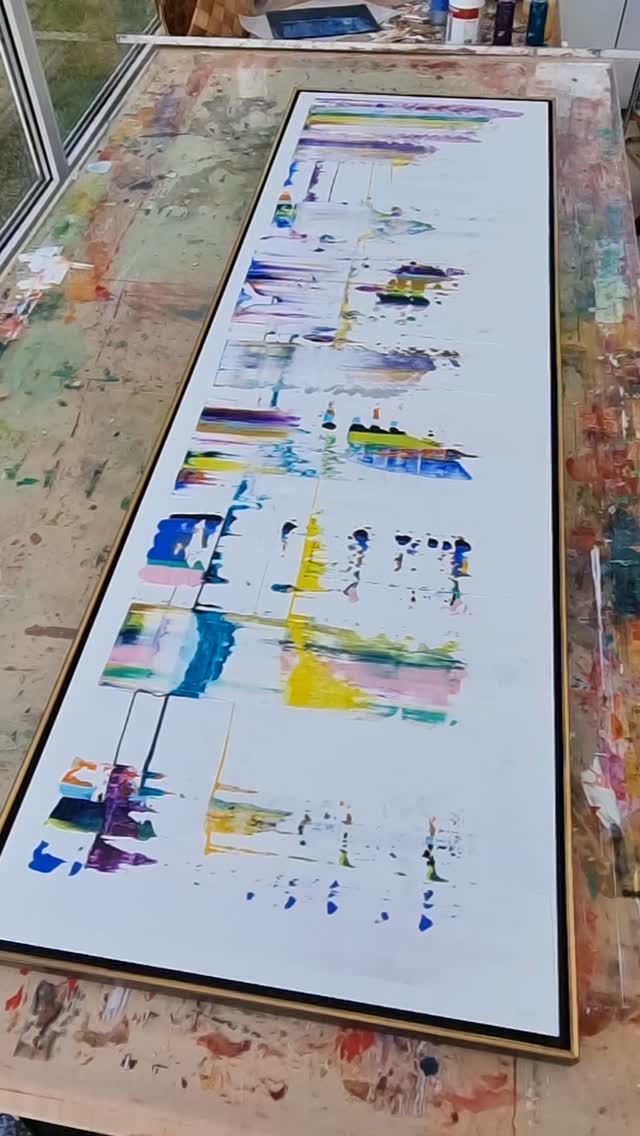 Couverte de cadeaux de Vie en ce jour. Je ne saurais vous remercier assez de simplement être là.  Le vrai cadeau c'est VOUS #cadeau #life #contemporaryart #art #color